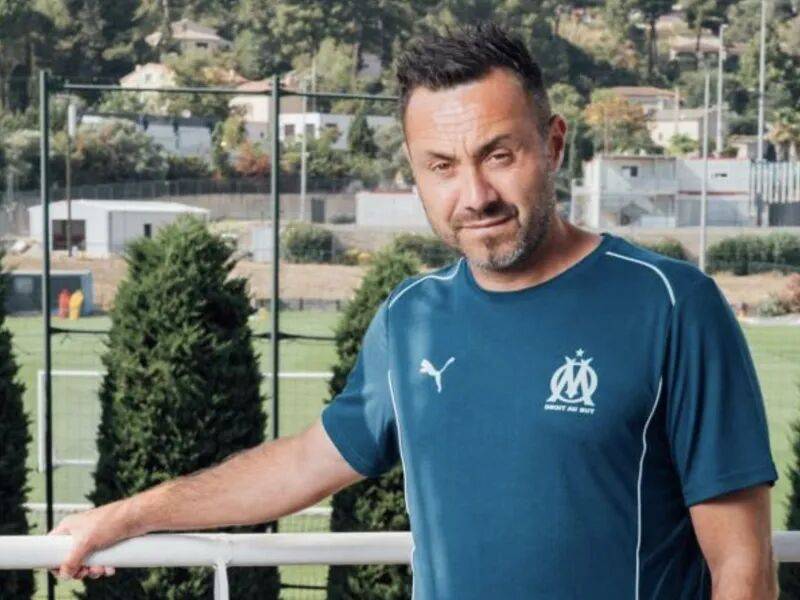 官宣!法甲名帅下课,曼联、曼城和热刺,都可能成为下家